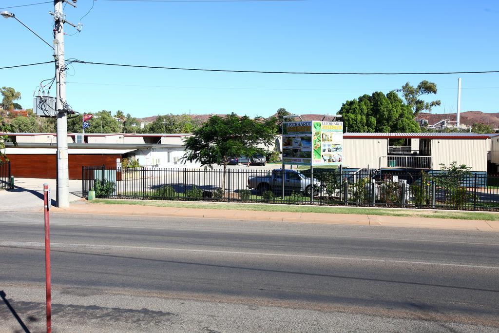 Leichhardt Accommodation Mount Isa Extérieur photo