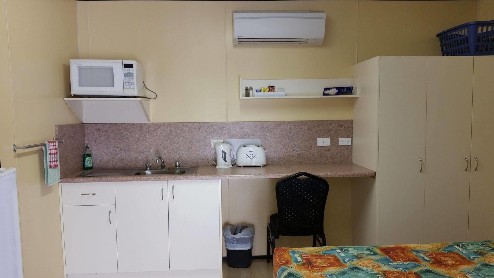 Leichhardt Accommodation Mount Isa Extérieur photo